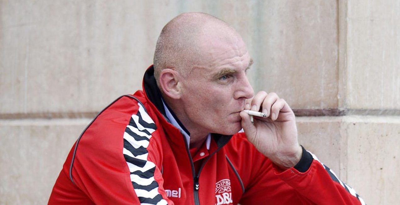 De campeón de Europa a estar obsesionado con desnudos públicos