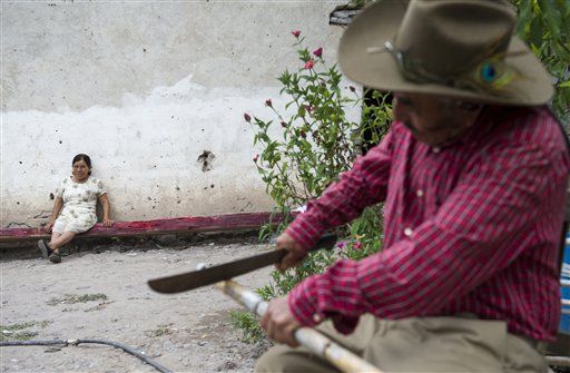 Tras 46 años de espera, pareja de Oaxaca logra casarse por la iglesia - 62a92da3036fe128a00f6a7067002505