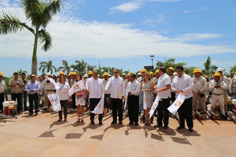 Guerrero invertirá 103 mdp para combatir el Zika, Dengue y Chikungunya - BOL.-1319-ANUNCIA-HÉCTOR-ASTUDILLO-INVERSIÓN-DE-103-MDP-PARA-COMBATIR-DENGUE-CHIKUNGUNYA-Y-ZIKA-3