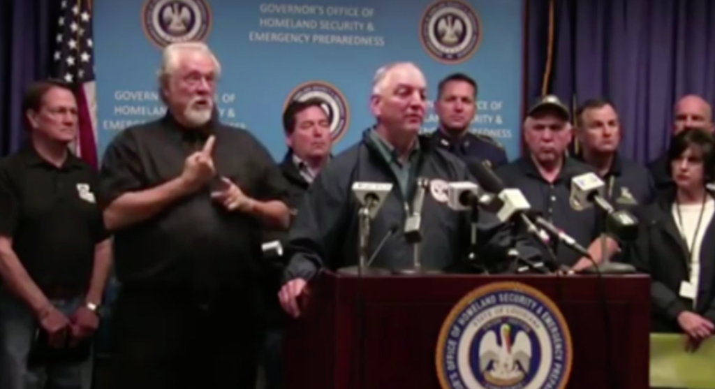 Las devastadoras inundaciones de Luisiana - Captura-de-pantalla-2016-08-16-a-las-11.01.25-a.m.-1024x557