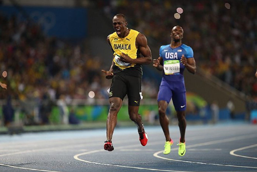 El motivo por el que Bolt no estaba contento tras ganar los 200m - Captura-de-pantalla-2016-08-19-a-las-14.04.27