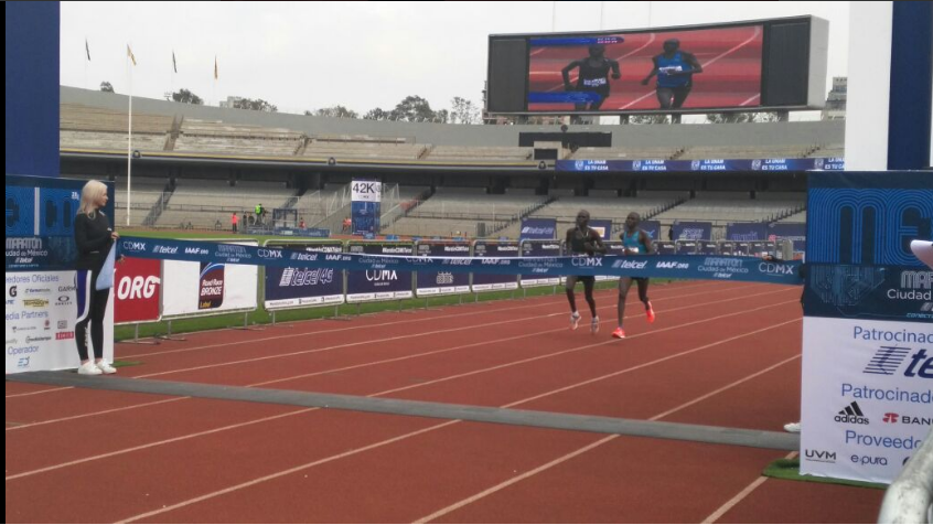 Se celebra el día de hoy el Maratón de la Ciudad de México - Captura-de-pantalla-2016-08-28-a-las-10.04.16-a.m.