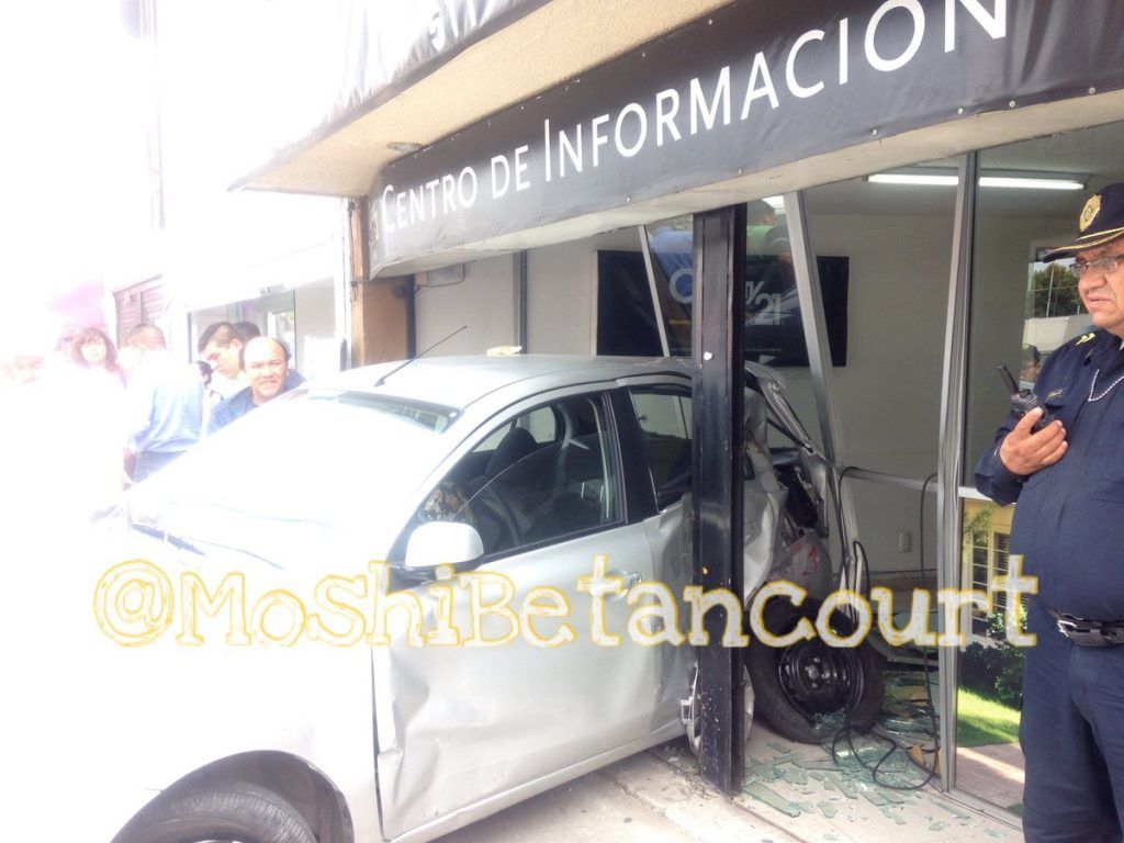 Choque de Metrobús en Lindavista deja siete lesionados - Choque-Metrobús-Línea-6-Montevideo-2-1024x768