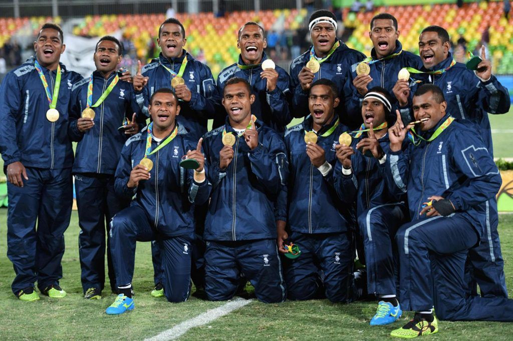 Trabajos inesperados que tienen algunos atletas - Fiji-v-Great-Britain-Olympic-Rugby-Sevens-Mens-Gold-Medal-Match-1024x682