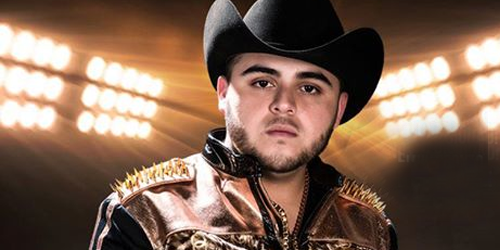Gerardo Ortiz presenta portada de nuevo disco con un candado en la boca