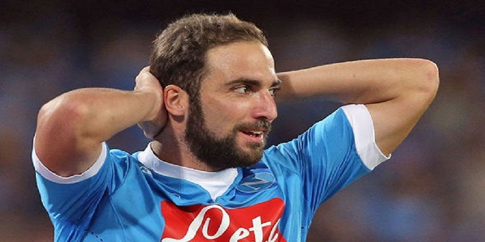 Venderán en Napolés pizzas a un euro cuando se lesione Higuaín