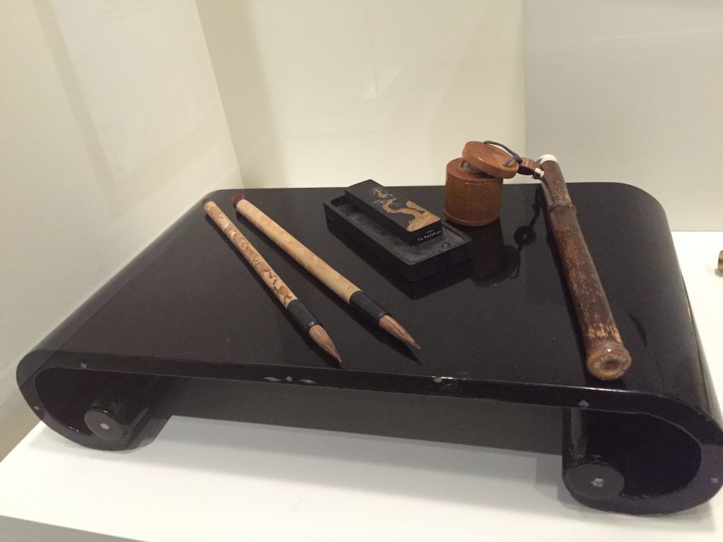 Una armadura samurái y otros tesoros japoneses en la Ciudad de México - Herramientas-de-escritura-1024x768