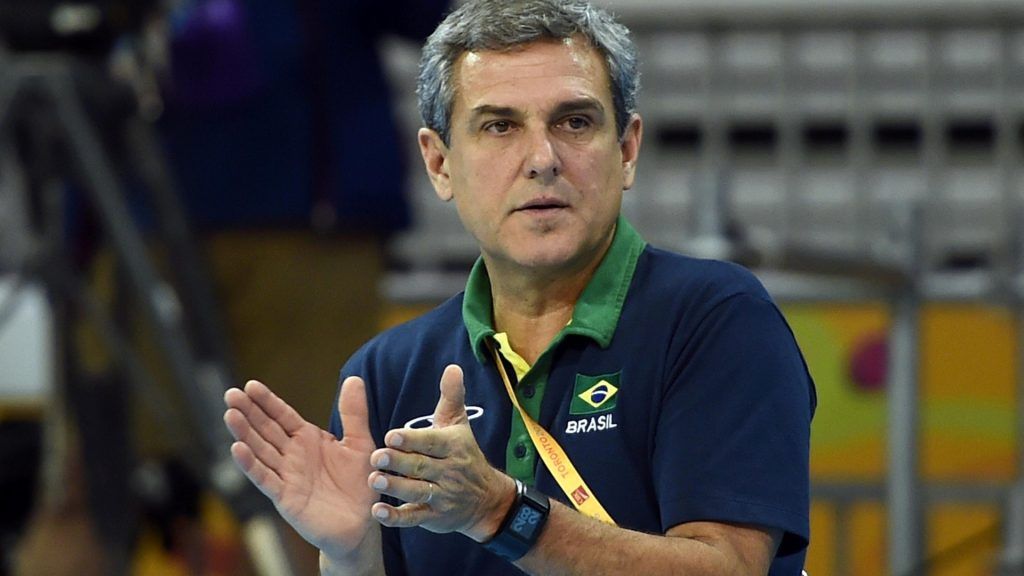 Las extrañas supersticiones de los deportistas de Río 2016 - José-Roberto-Guimaraes-1024x576