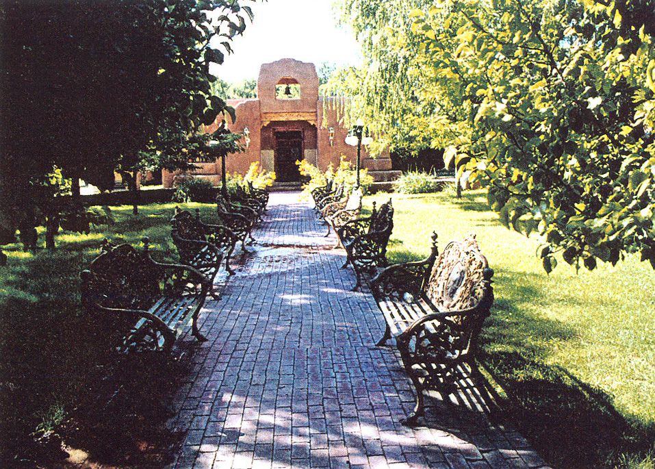 Juan Gabriel no pudo concretar venta de propiedad en EE.UU. - Juan-gabriel-Rancho-Nuevo-México-43