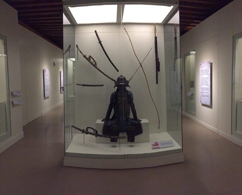 Una armadura samurái y otros tesoros japoneses en la Ciudad de México - La-armadura-del-guerrero-samuray-data-del-siglo-18-1024x824