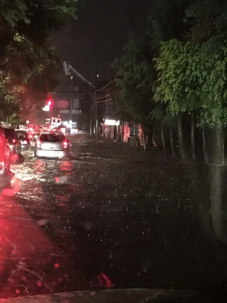 Fuertes lluvias azotan a la Ciudad de México - Lluvia-Zacatepetl-768x1024