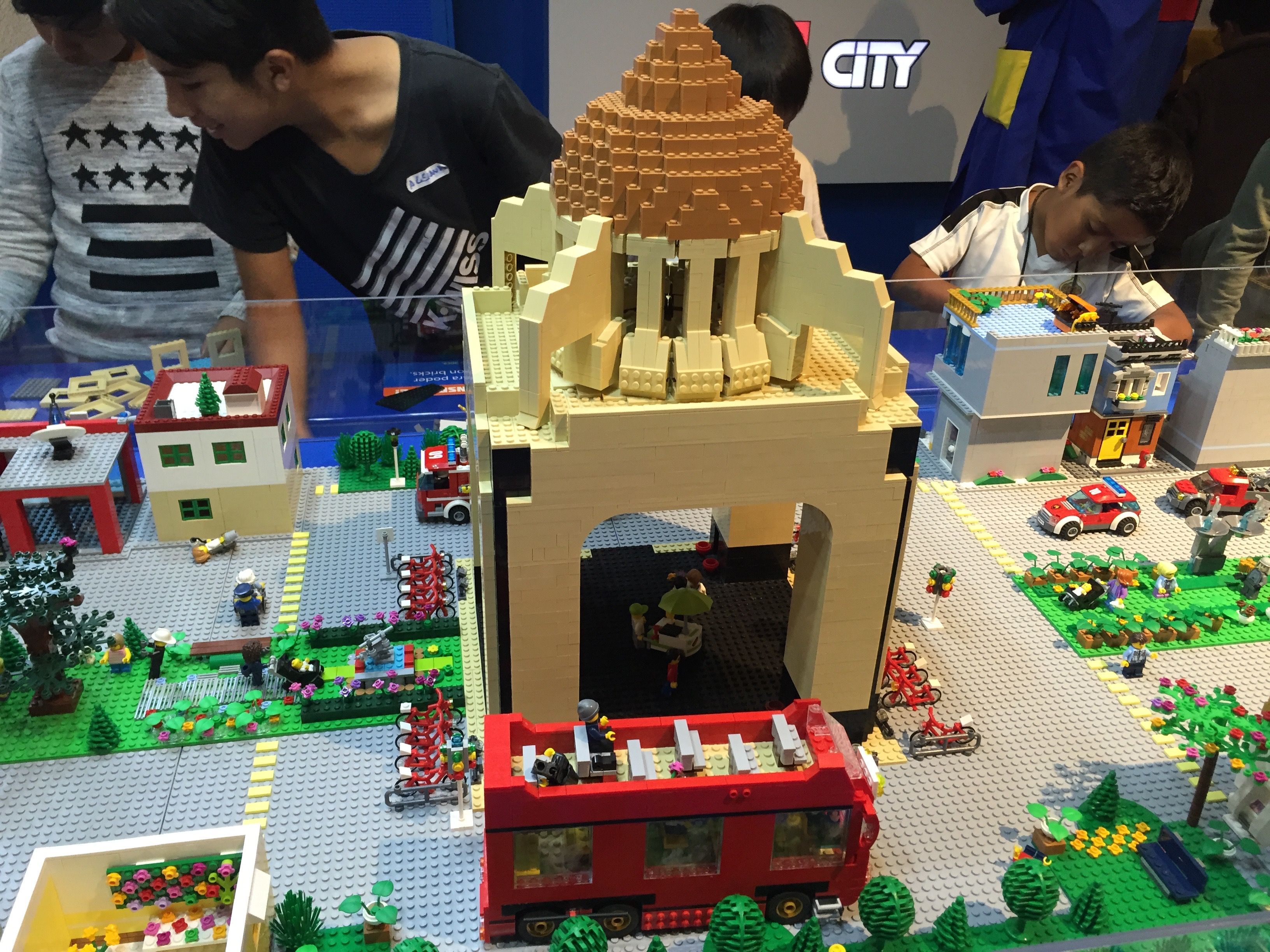 Renuevan el Museo del Niño y anuncian otro nuevo en Iztapalapa - Los-nin╠âos-pueden-contruir-los-principales-momunentos-de-la-Ciudad-de-Me╠üxico-con-Lego