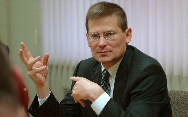 Trump puede ser un peligro para la seguridad nacional: exjefe de la CIA - Michael-Morell