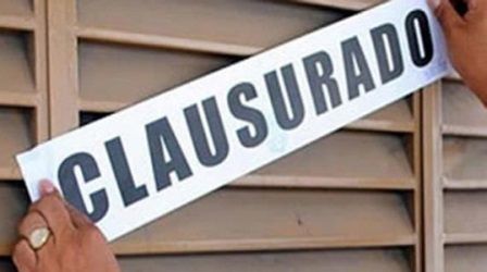 Suspenden negocios en la Roma por violar ley antitabaco