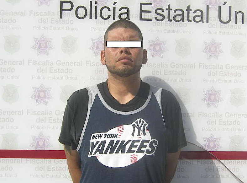 Engaña a joven con regalarle un perro y la viola - Oscar-Ivan-Chihuahua