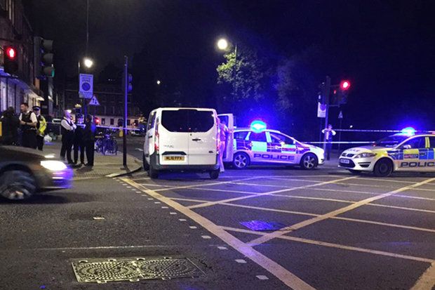 Ataque en Londres deja un muerto y seis heridos