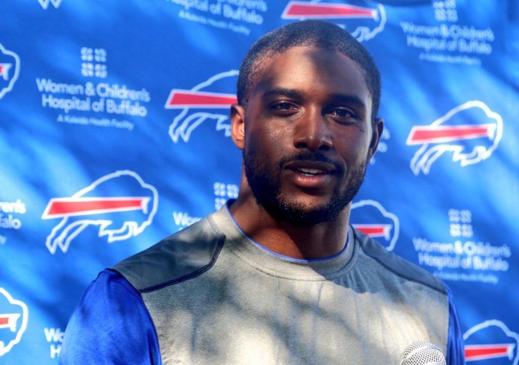 Reggie Bush firma contrato por un año con Bills de la NFL - Reggie-Bush-2-1024x721