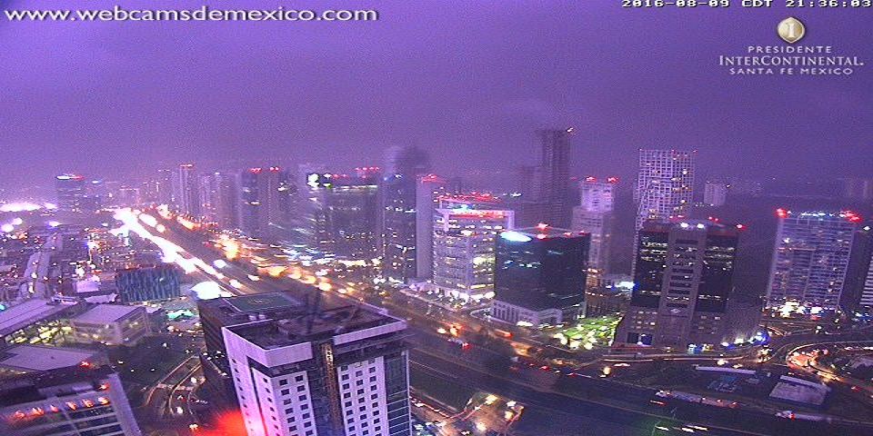 Fuertes lluvias azotan a la Ciudad de México