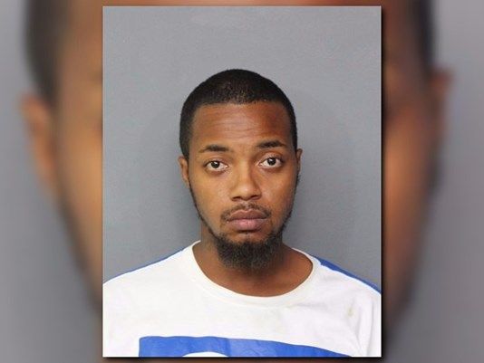 Detienen a hombre que participó en tiroteo captado en Facebook Live