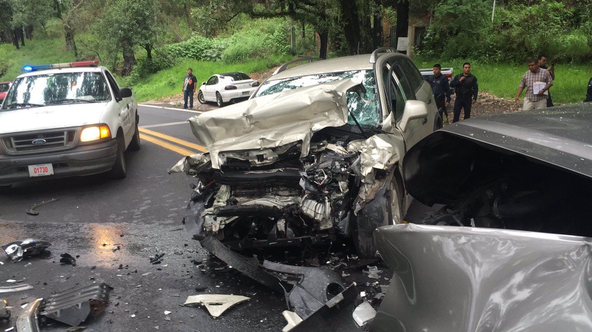 Representante de Cuauhtémoc Blanco sufre accidente en la México-Cuernavaca
