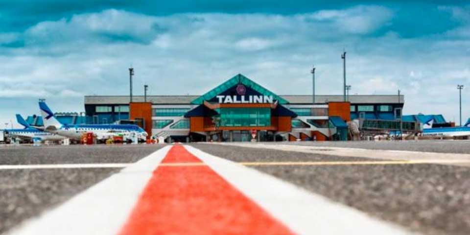 Evacuan aeropuerto de Estonia por broma de bomba