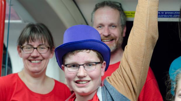 Niño recorre todas las estaciones del metro de Londres en un día