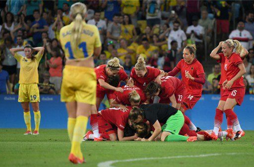 Autogol de Suecia da el oro a Alemania - alemania-suecia-4