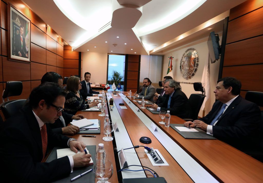 Procuradora Arely Gómez recibe a secretario general de la OEA - arely-3-1024x712