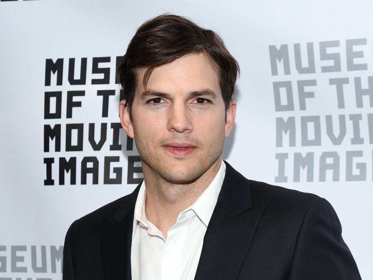 Las celebridades más inteligentes del mundo - ashton-kutcher-hoped-to-attend-mit-or-purdue-to-study-engineering