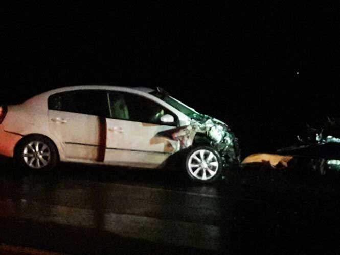 Accidente deja 3 muertos y 4 heridos en Aguascalientes - auto