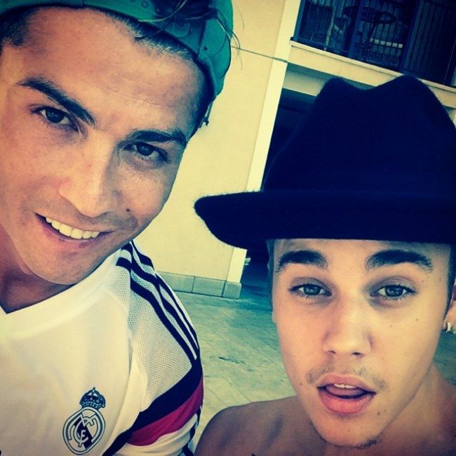 Justin Bieber podría "firmar" con el Real Madrid - bieber-cristiano