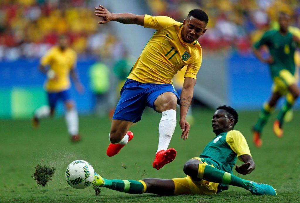 Decepcionante debut de Brasil - brasil-sudáfrica-4-1024x692