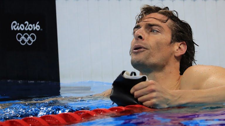 Acusan a medallista de natación chino de dopaje