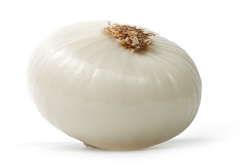 Los alimentos que nunca debes de guardar en el refrigerador - cebolla-1