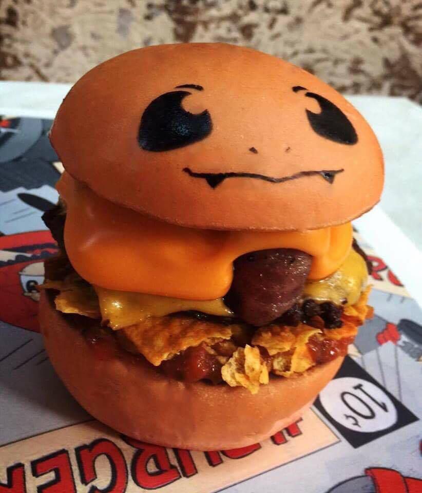 Crean las Pokéhamburguesas para los entrenadores Pokémon - charmander