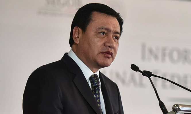 Habré de encontrar una salida con empresarios y maestros: Osorio Chong