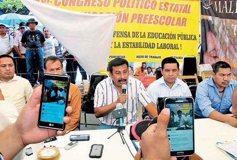 Amenazan maestros de la CNTE con endurecer sus protestas