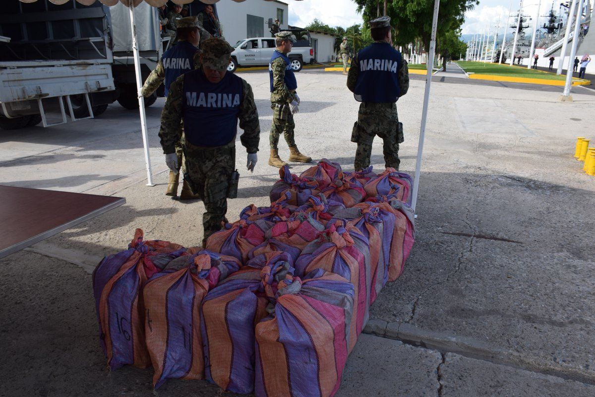 Aseguran más de 800 kilos de cocaína en Colima