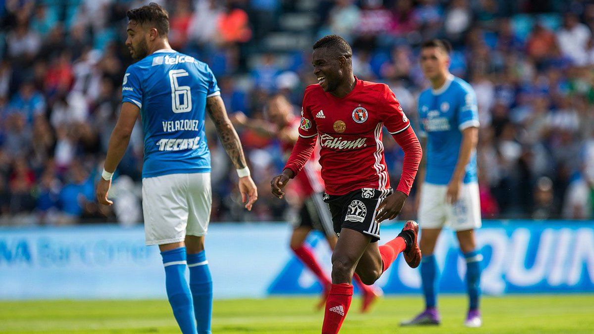 Cruz Azul sigue sin ganar: pierde 2-1 ante Tijuana en casa