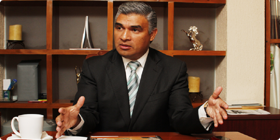 Roban camioneta al exalcalde de Atizapán