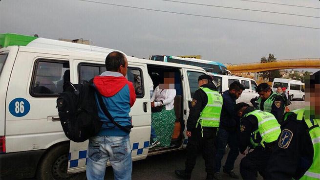 Detienen a menor que viajaba armada en Iztapalapa