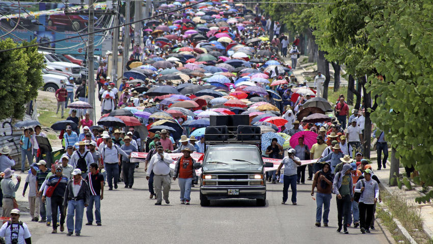 Bloqueos de la CNTE detienen 20 mil nuevos empleos: CONCAMIN - descarga-24