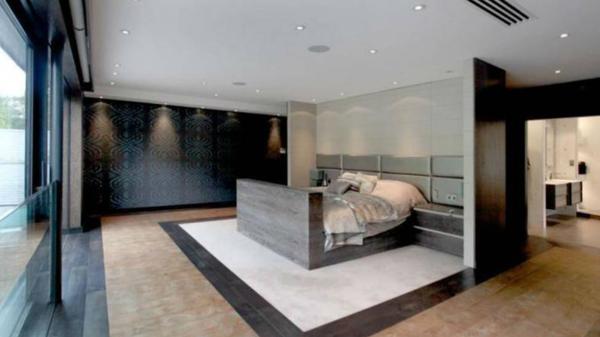 Zlatan pagará renta de 412 mil pesos mensuales en Inglaterra - descarga-6