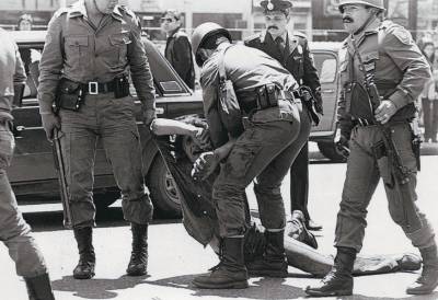 Condenan a 28 ex militares a cadena perpetua en Argentina - dic05