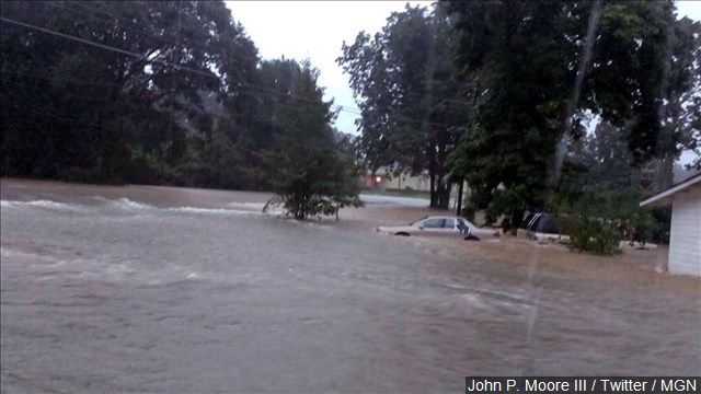 Rescatan a más de mil personas en Louisiana por inundaciones - dos-muertos-y-mil-rescatados-en-fuertes-inundaciones-en-louisiana