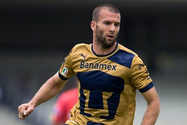 'Tito' Villa acusa a Guillermo Álvarez de su salida de Cruz Azul - emanuel-villa-pumas