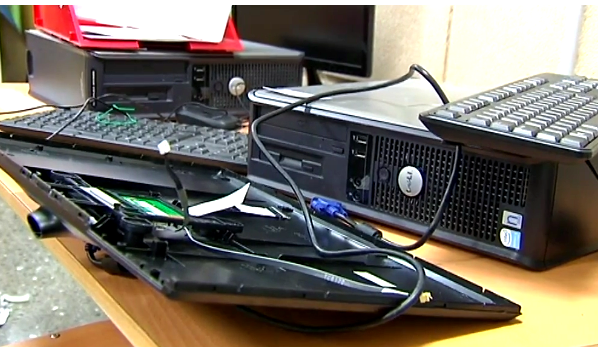 Niños vandalizan una escuela para no volver a clases - escuela-españa-2