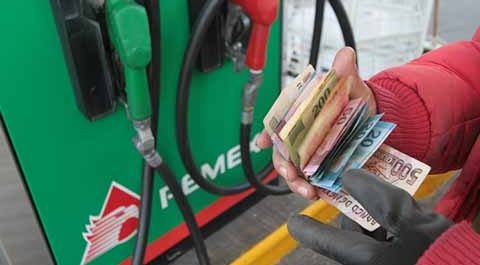 No habrá aumento a la gasolina en diciembre: Hacienda