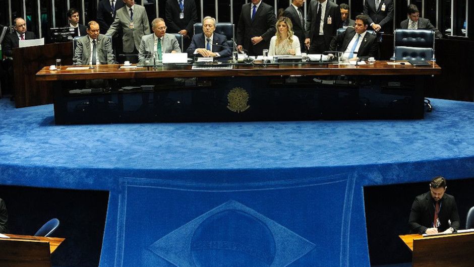 Senado brasileño aprueba juicio para destituir a Dilma Rousseff - gettyimages-587597768