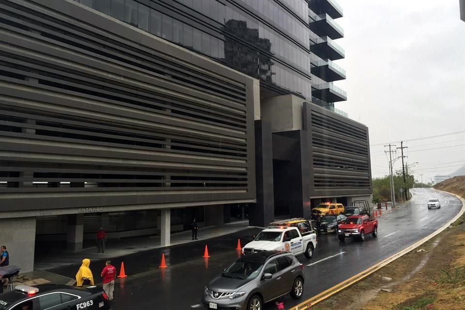 Muere trabajador al caer de una altura de 30 metros en Monterrey - gruma-2